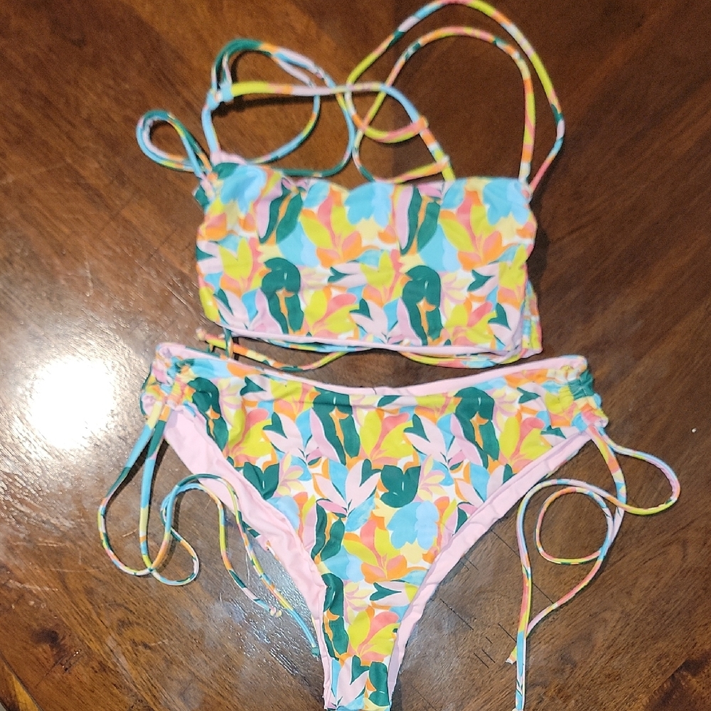 M. Rena Multicolor Bikini Set - Picture 8 of 8